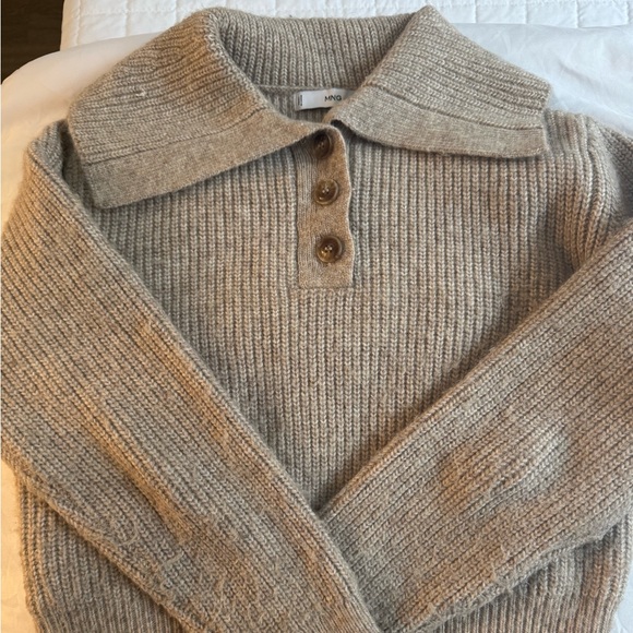 Mango pullover sweater - Picture 2 of 2